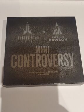 Jeffree Star Cosmetics Black Collaboration Palette Back Cover